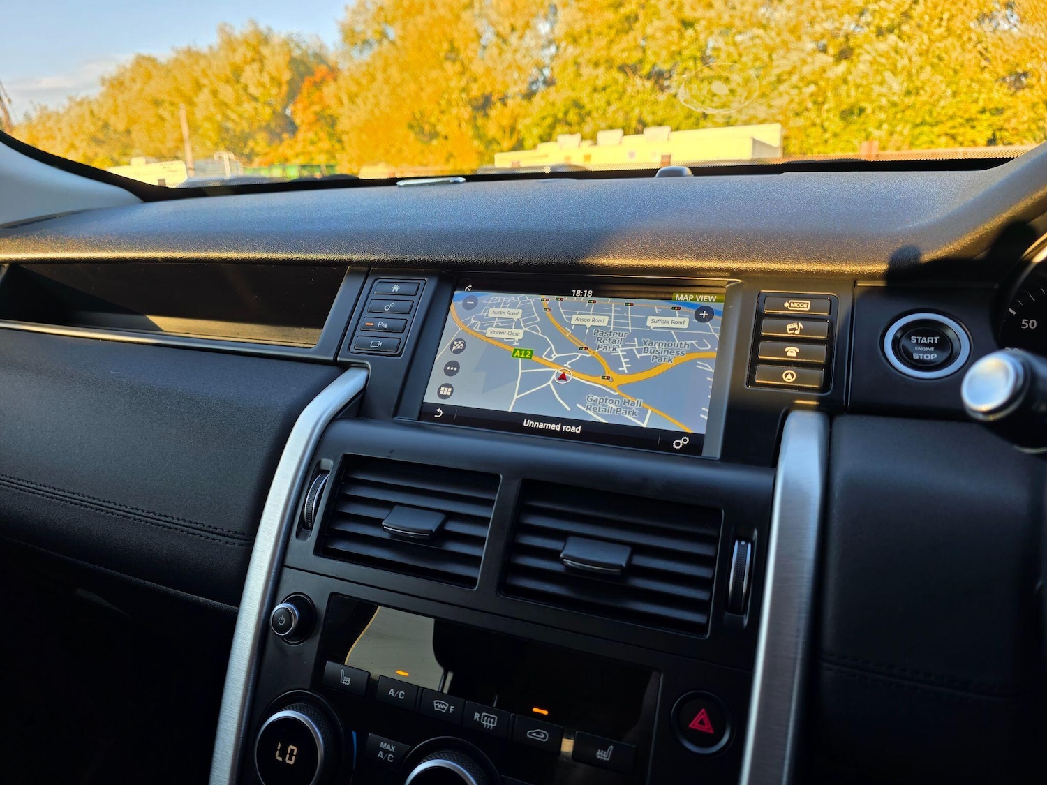 Used Land Rover Discovery Sport 2017 for sale - 76599469: Photo 24