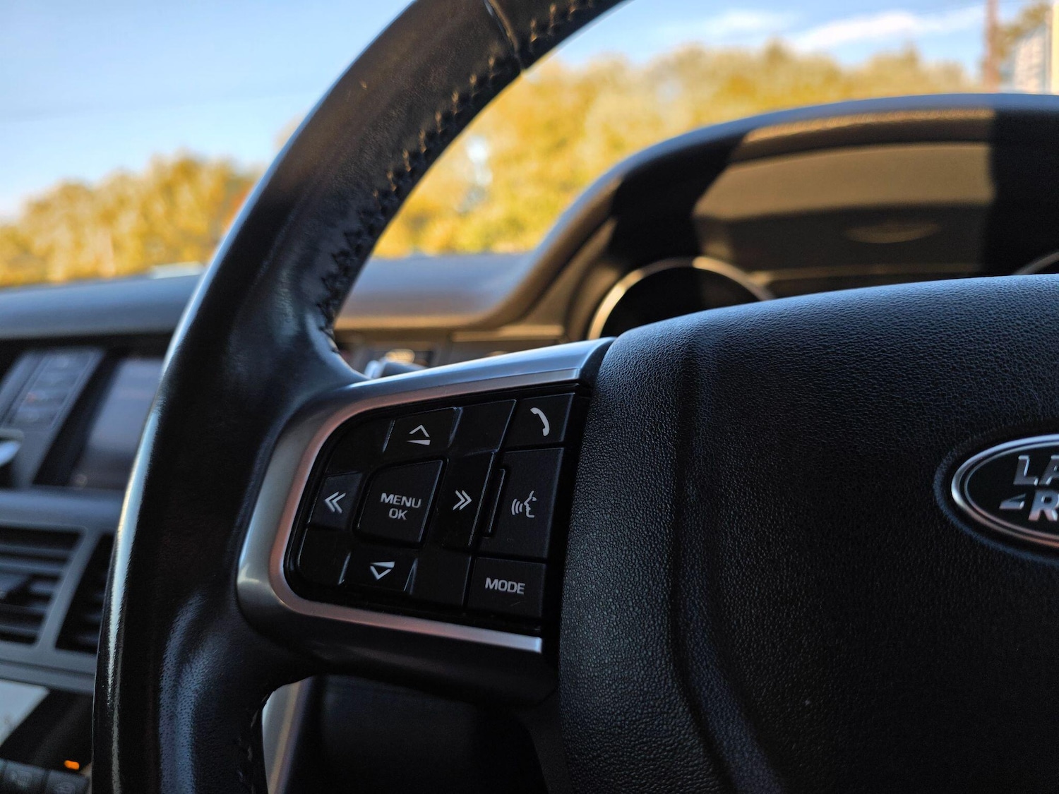 Used Land Rover Discovery Sport 2017 for sale - 76599469: Photo 38