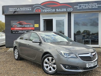 Vauxhall - Insignia