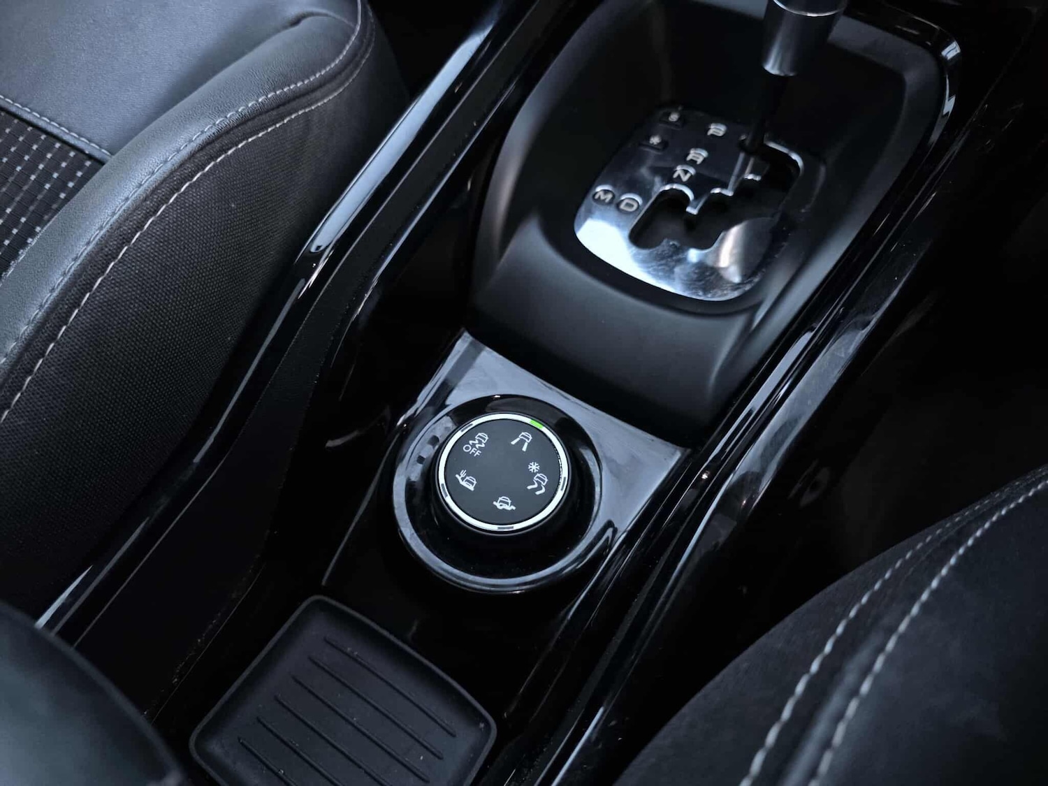 Used Peugeot 2008 2017 for sale - 76997193: Photo 22