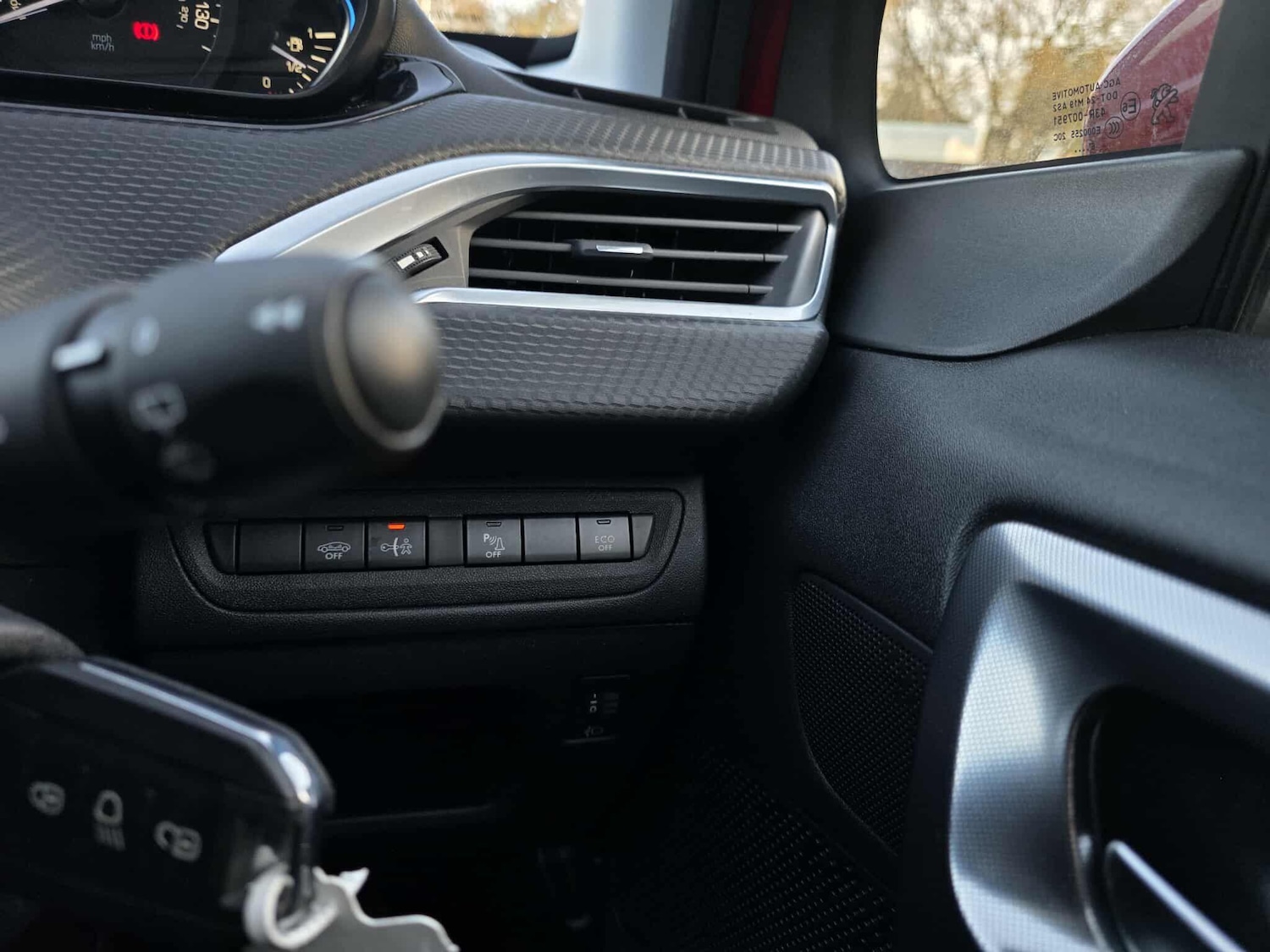 Used Peugeot 2008 2017 for sale - 76997193: Photo 34