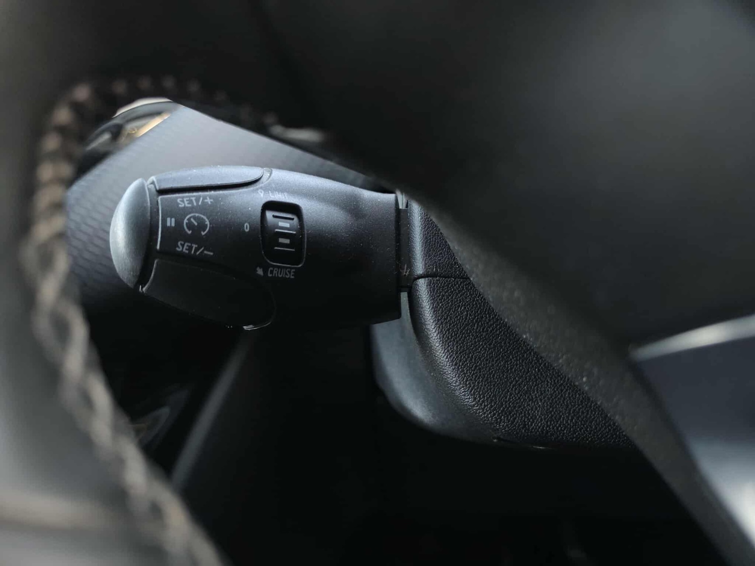 Used Peugeot 2008 2017 for sale - 76997193: Photo 35