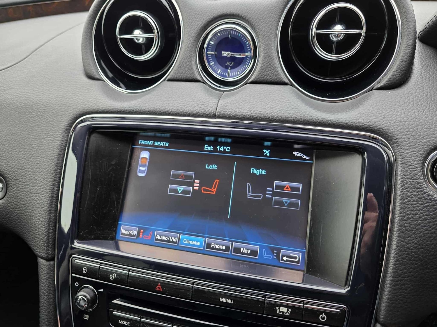 Used Jaguar XJ 2011 for sale - 76992409: Photo 31