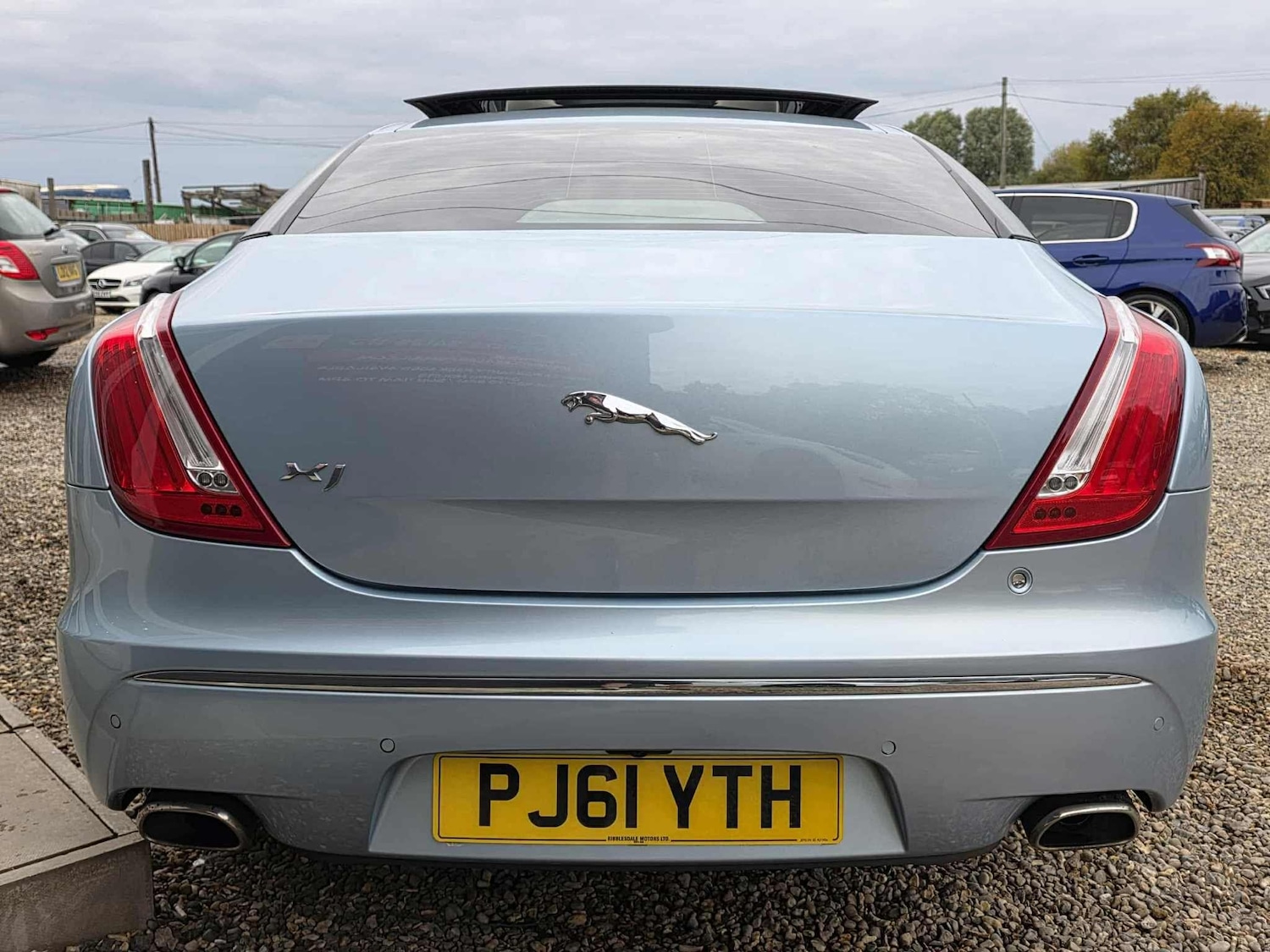 Used Jaguar XJ 2011 for sale - 76992409: Photo 5