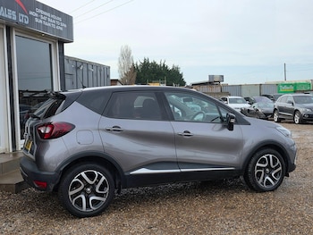Used Renault Captur 2018 for sale - 77344816: Photo