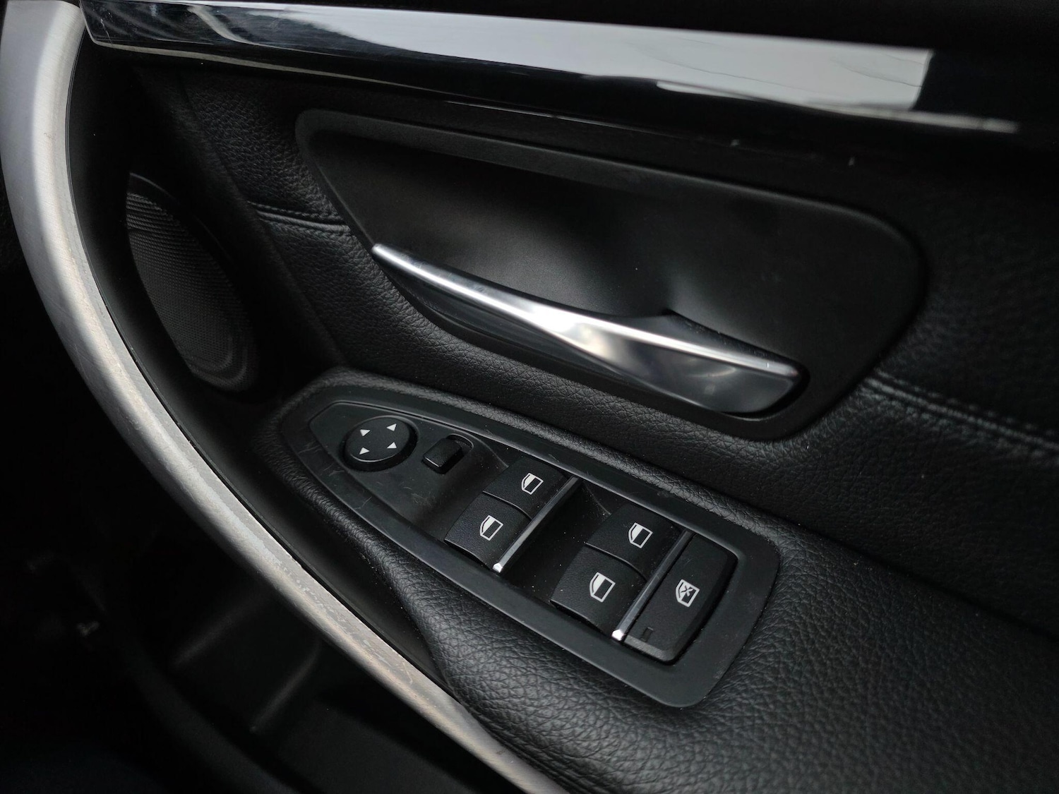 Used BMW 3 Series 2017 for sale - 77358425: Photo 37