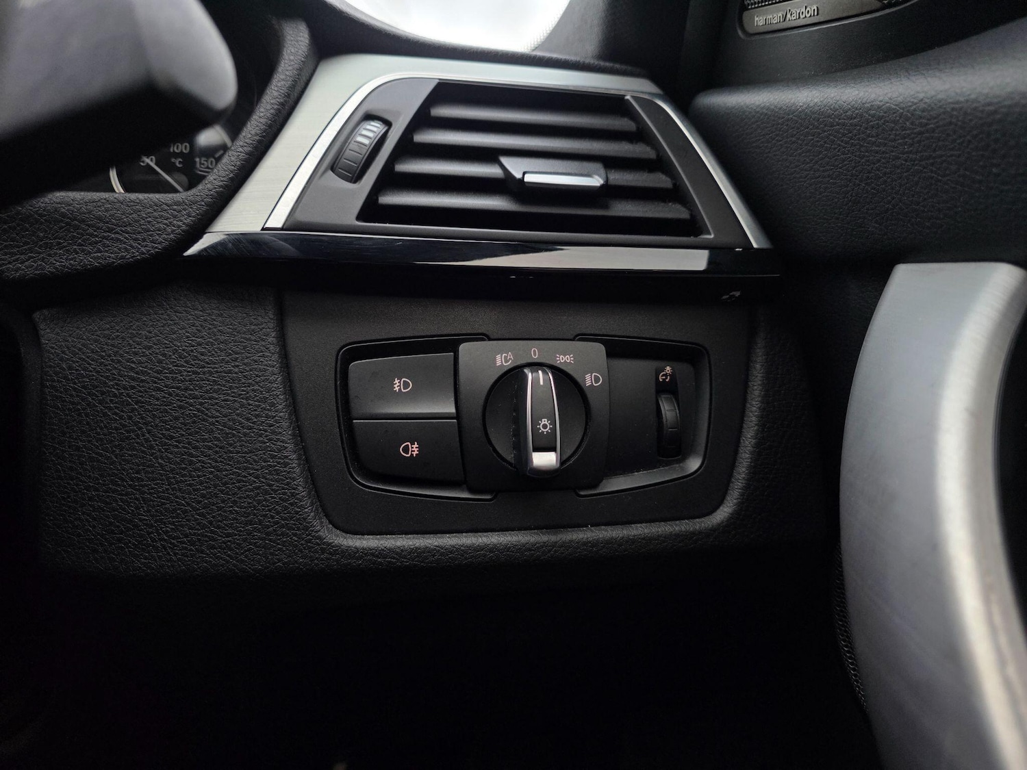 Used BMW 3 Series 2017 for sale - 77358425: Photo 38