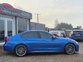 Used BMW 3 Series 2017 for sale - 77358425: Photo