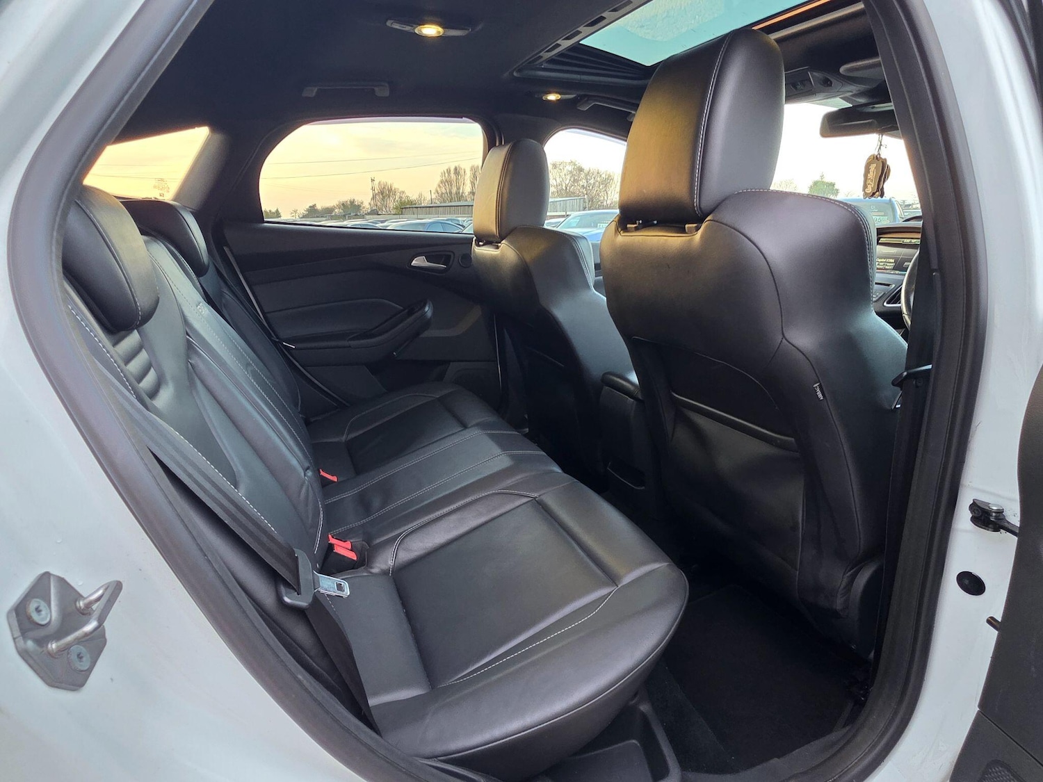 Used Ford Focus for sale - 77957133: Photo 17