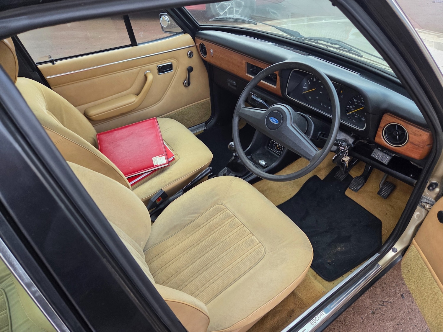 Used Ford Escort 1978 for sale - 77269880: Photo 8