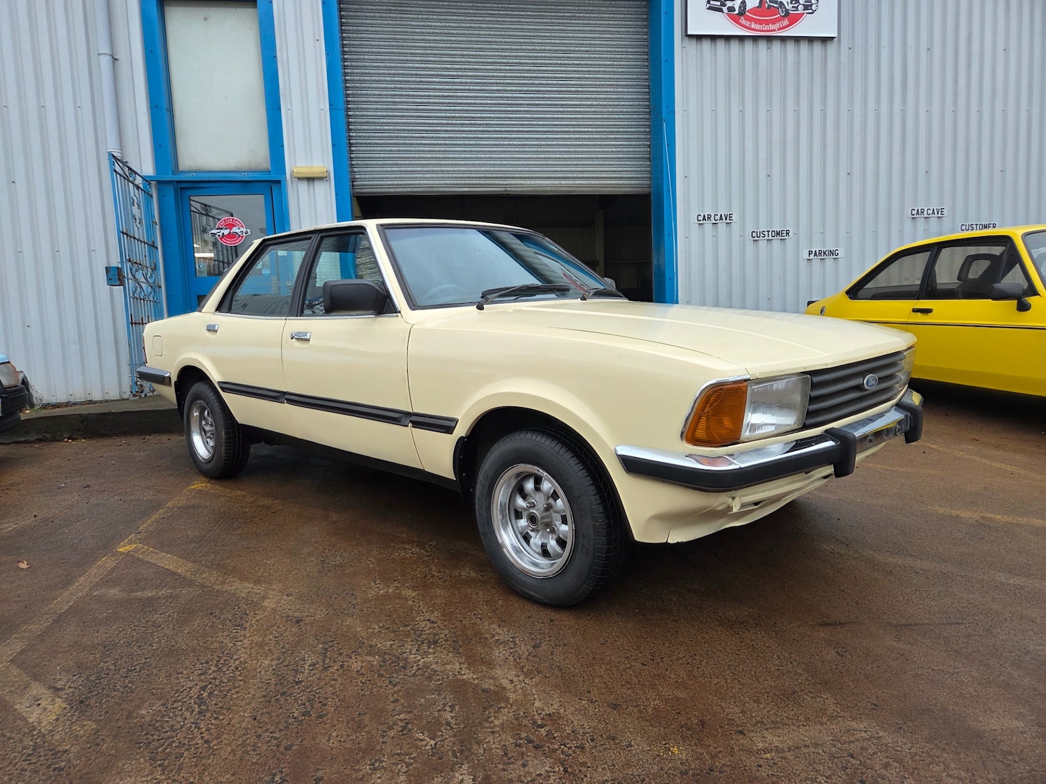 Used Ford Cortina 1983 for sale - 76946816: Photo 1