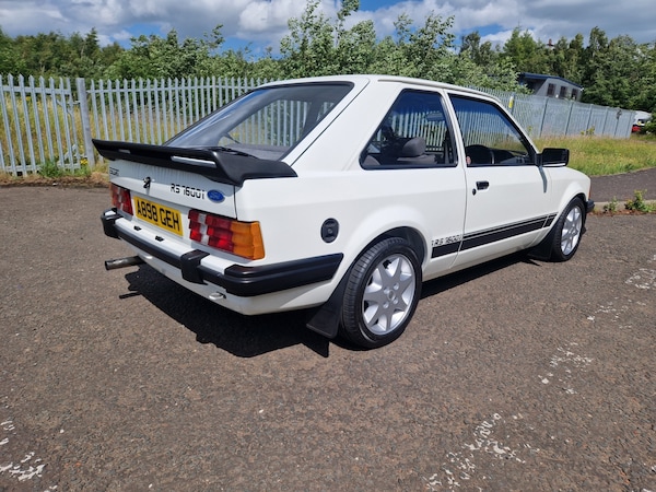 Used Ford Escort 1983 for sale - 75073640: Photo 4