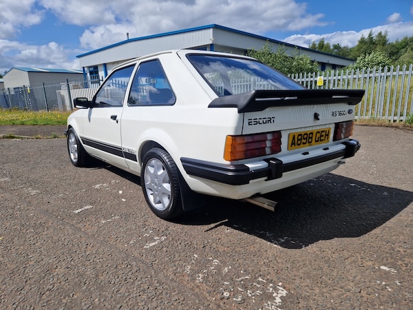 Used Ford Escort 1983 for sale - 75073640: Photo 5