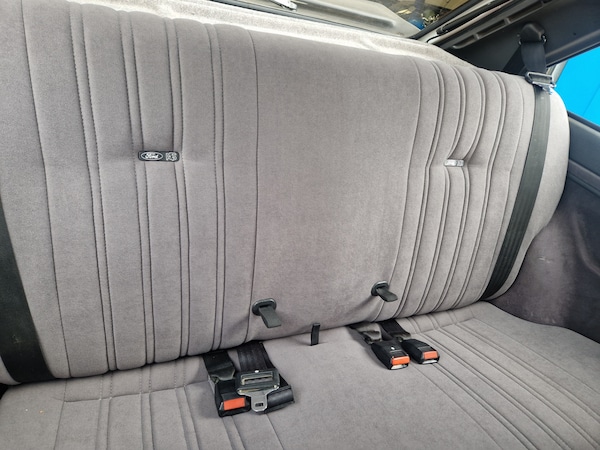 Used Ford Escort 1983 for sale - 75073640: Photo 9