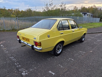 Used Ford Escort 2024 for sale - 76242830: Photo 3