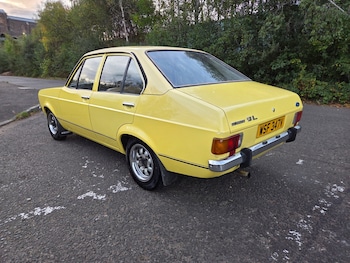 Used Ford Escort 2024 for sale - 76242830: Photo 4