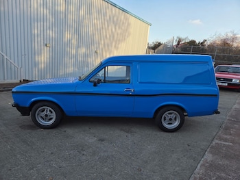 Used Ford Escort undefined for sale - 76625175: Photo