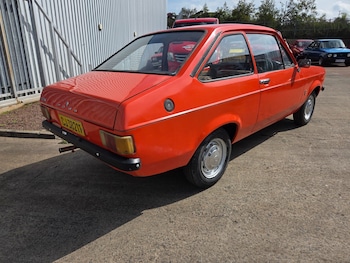 Used Ford Escort 1975 for sale - 75556347: Photo