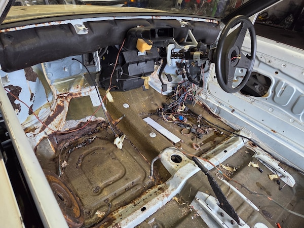 Used Vauxhall Astra 1984 for sale - 75984046: Photo 9