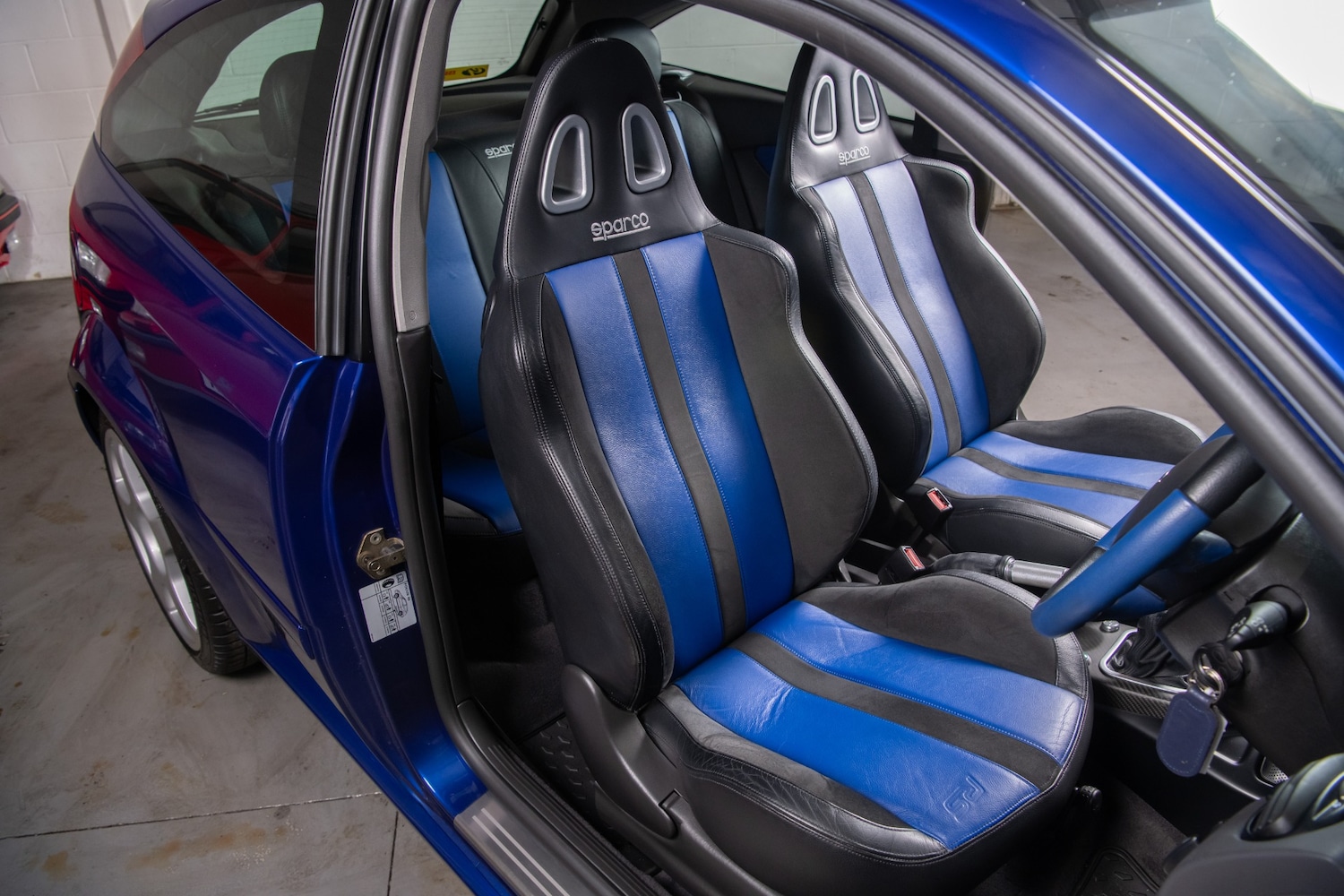 Used Ford Focus 2003 for sale - 77335659: Photo 8