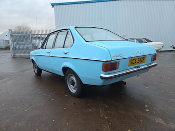 Used Ford Escort 1976 for sale - 76889311: Photo