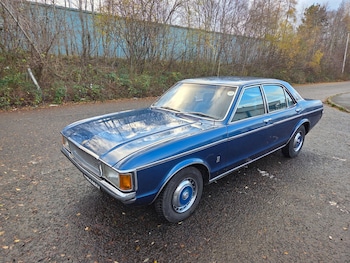 1974 - 3.0 Ghia Auto