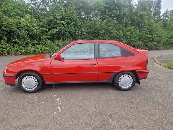 Used Vauxhall Astra 1987 for sale - 74980815: Photo 6