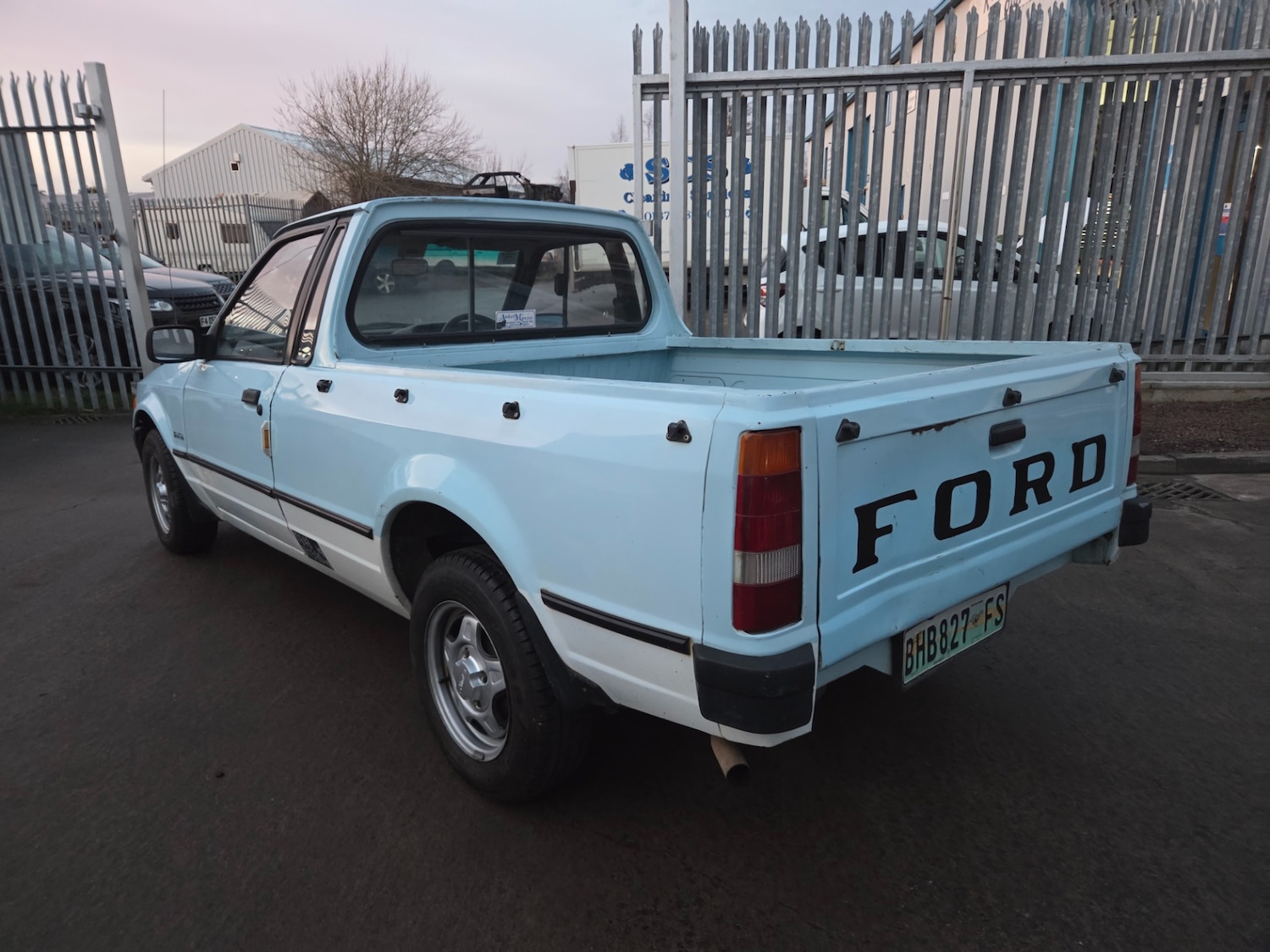 Used Ford Escort 1989 for sale - 77035751: Photo 8