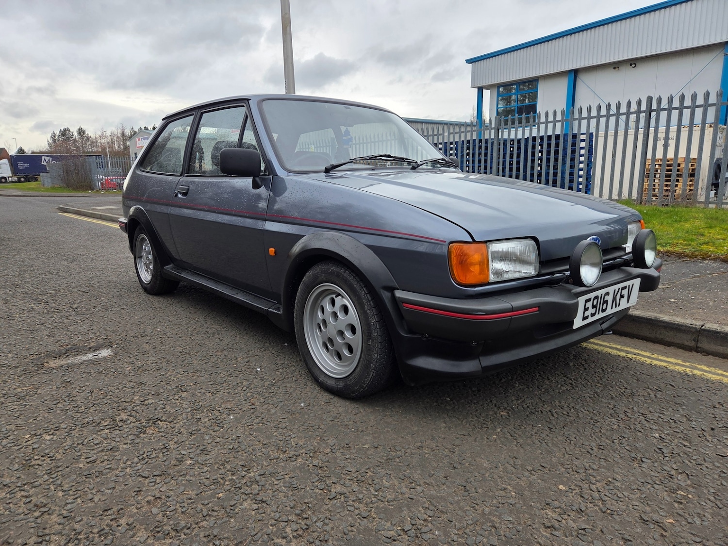 Used Ford Fiesta 1988 for sale - 78053165: Photo 2