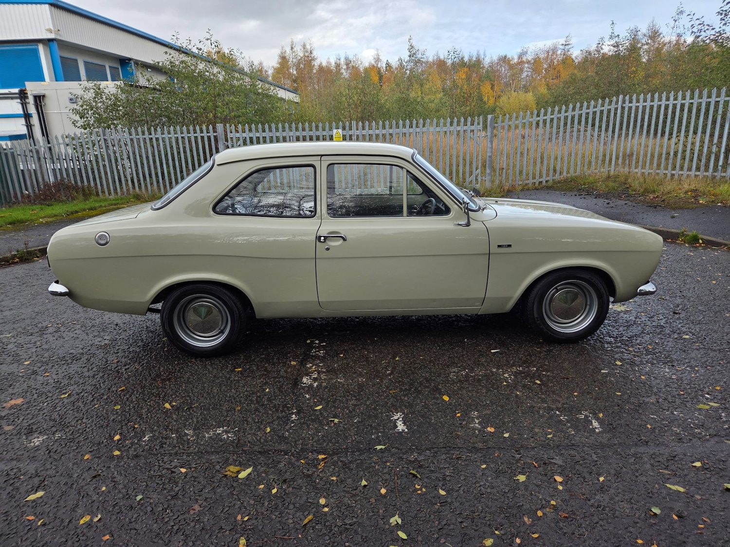 Used Ford Escort 1970 for sale - 76422185: Photo 19
