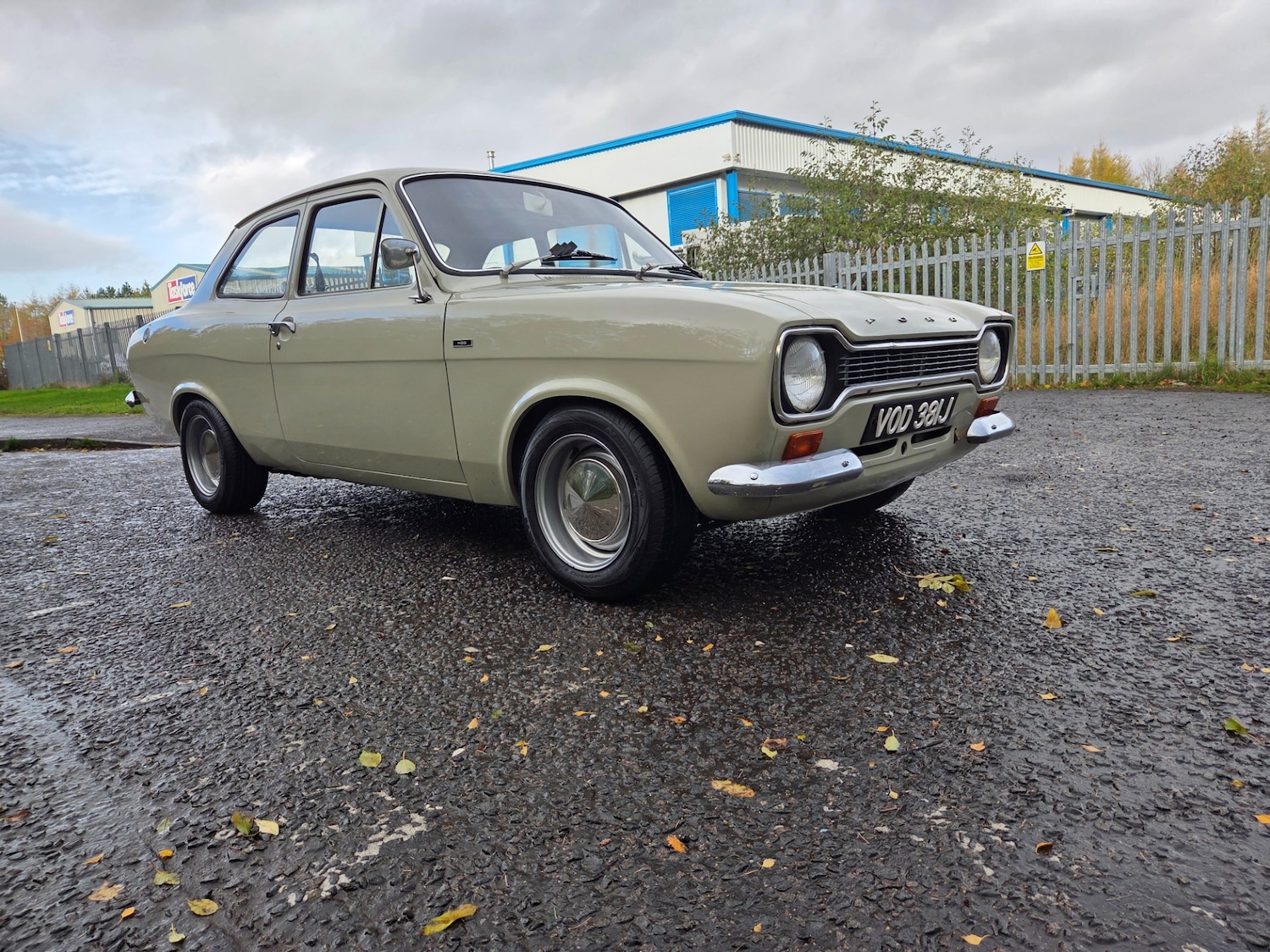 Used Ford Escort 1970 for sale - 76422185: Photo 2