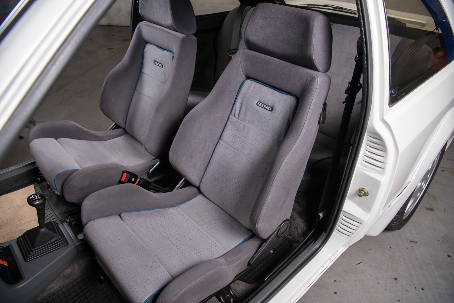 Used Ford Escort 1985 for sale - 77350183: Photo 15