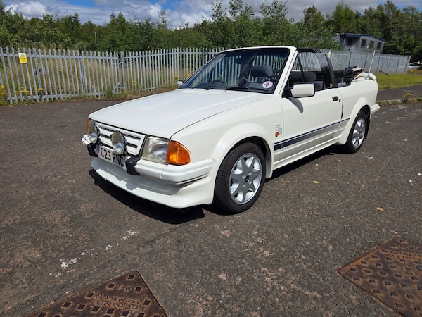 Used Ford Escort 1986 for sale - 75284211: Photo 1