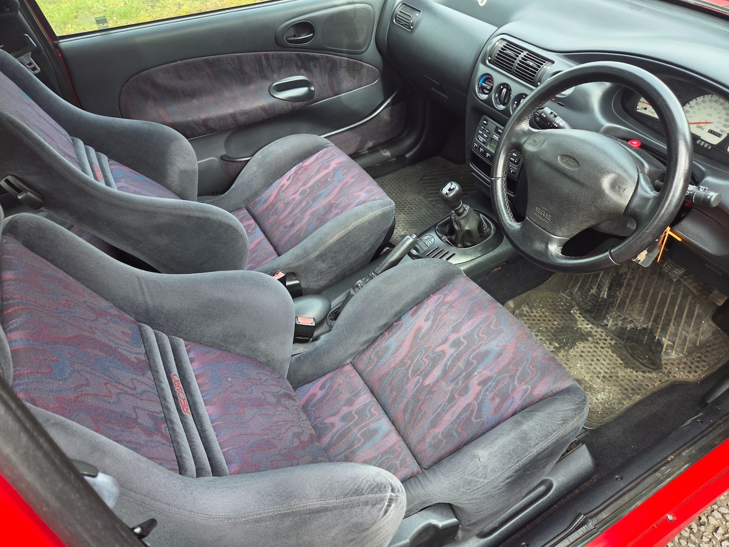 Used Ford Escort 1996 for sale - 77902082: Photo 10