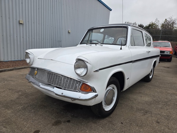Used Ford Anglia 1967 for sale - 76288699: Photo 2