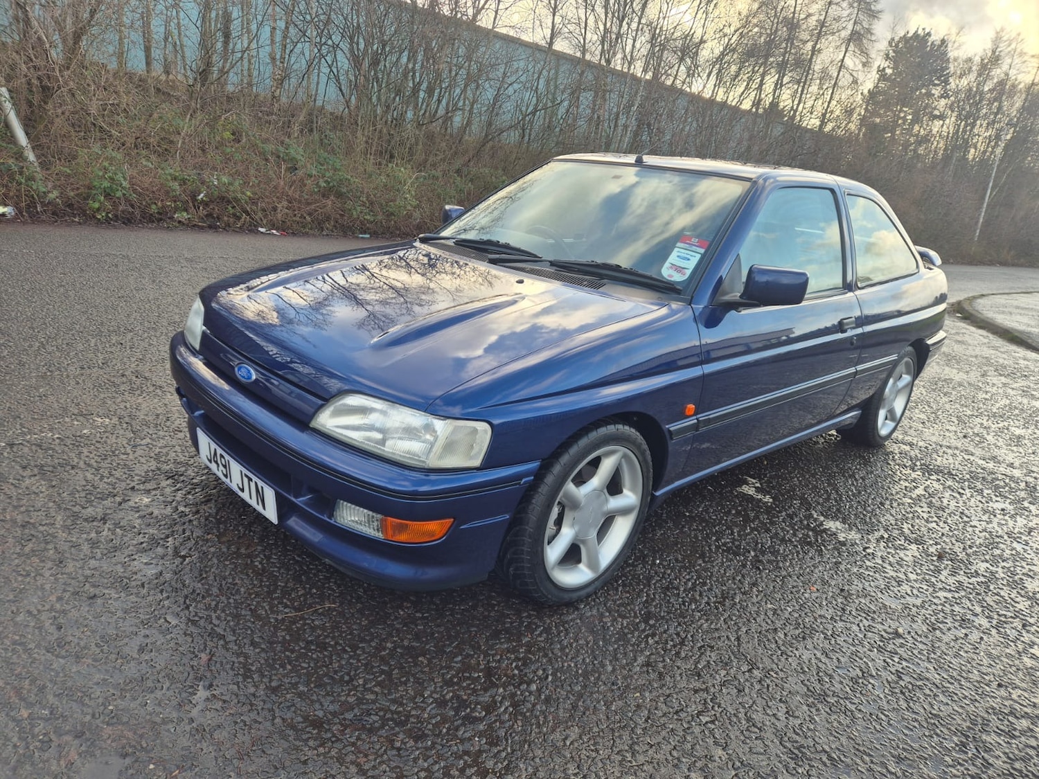 Used Ford Escort 1992 for sale - 77627700: Photo 1