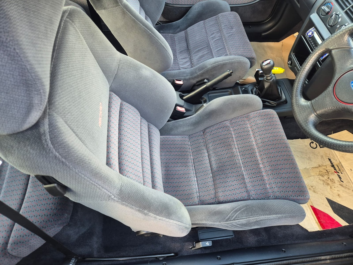 Used Ford Escort 1992 for sale - 77627700: Photo 18