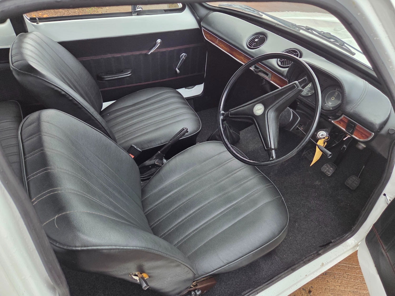 Used Ford Escort 1970 for sale - 76968956: Photo 10