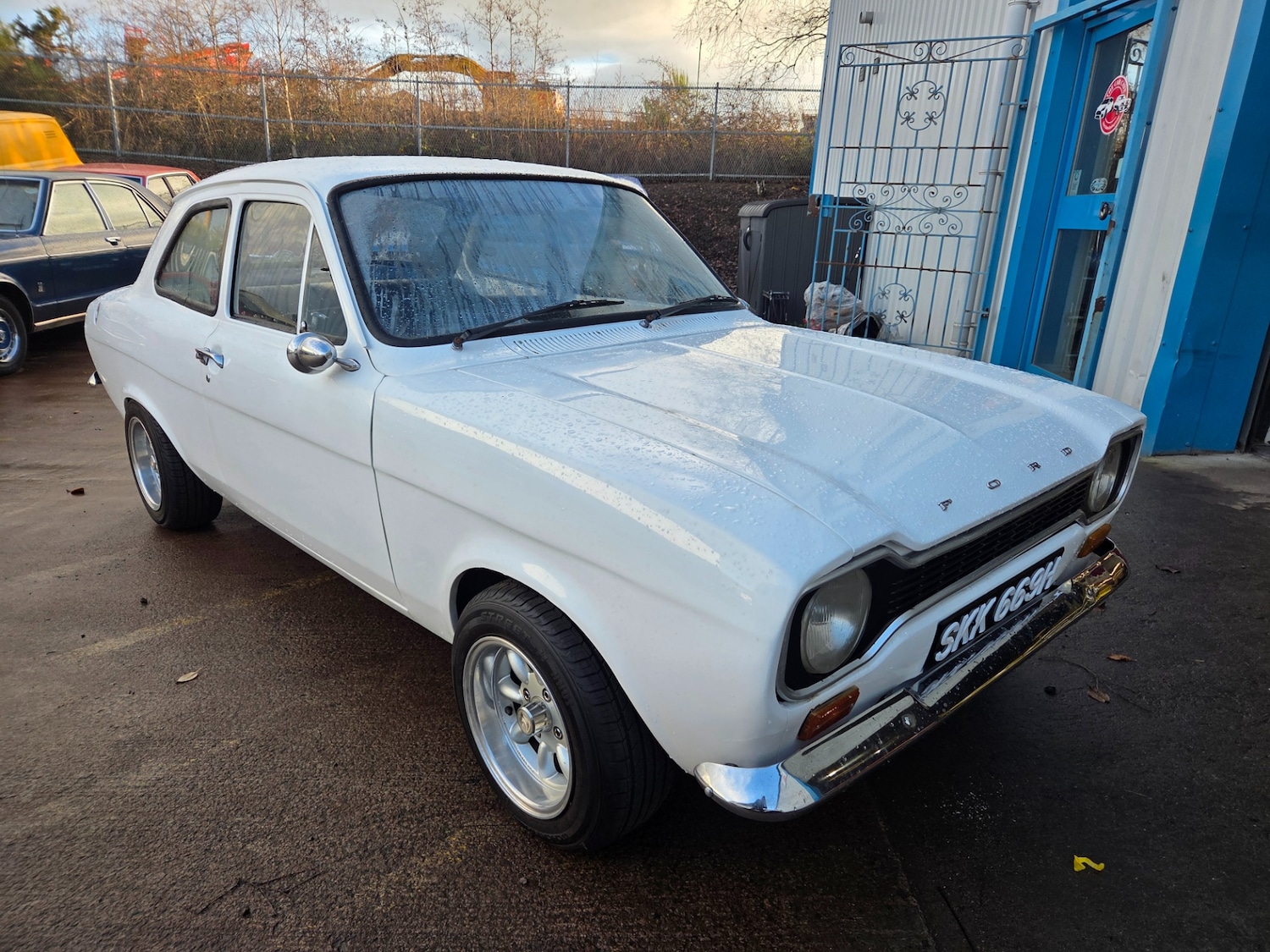 Used Ford Escort 1970 for sale - 76968956: Photo 2