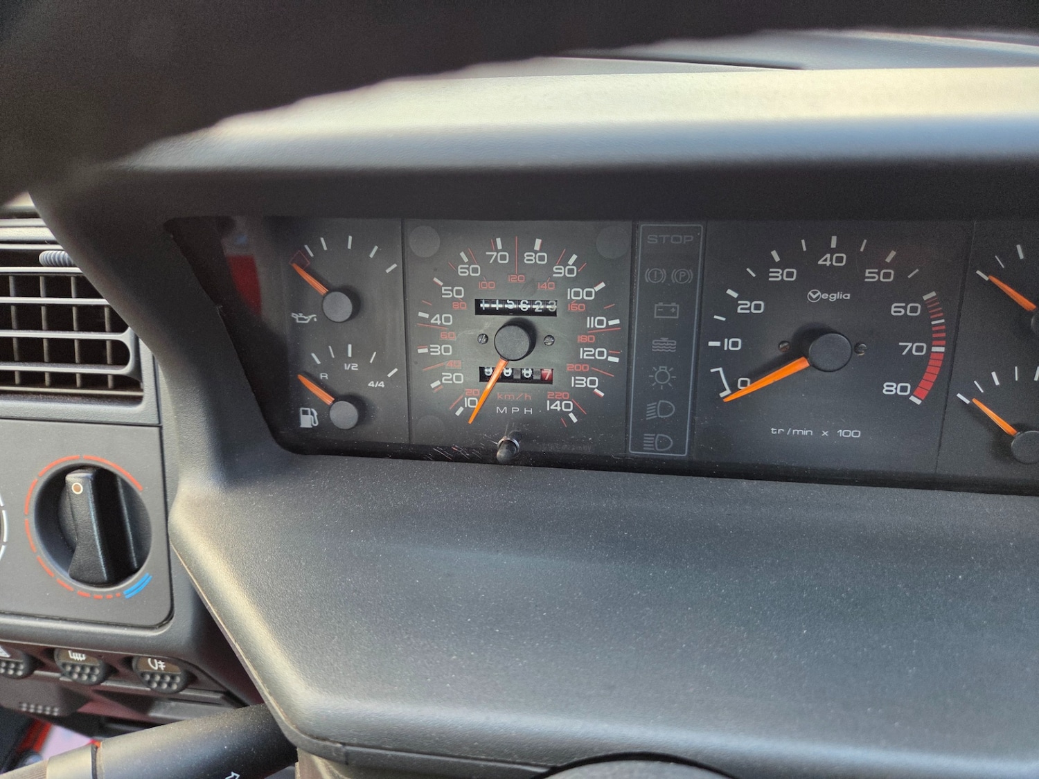 Used Peugeot 205 1989 for sale - 76426324: Photo 12