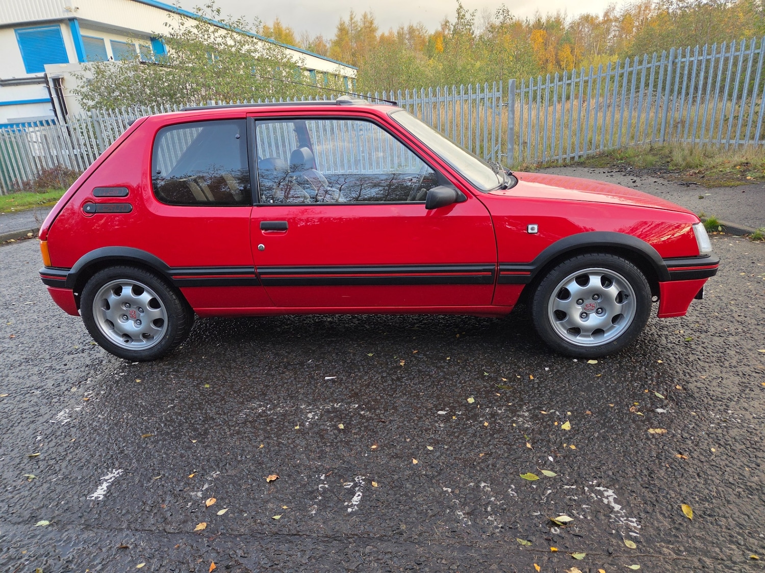 Used Peugeot 205 1989 for sale - 76426324: Photo 5
