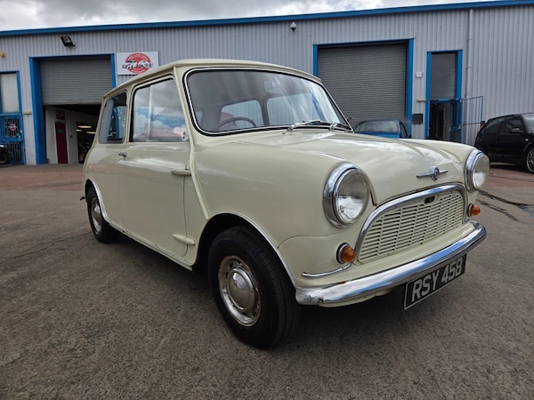 Used Morris Minor 1961 for sale - 75541766: Photo 2