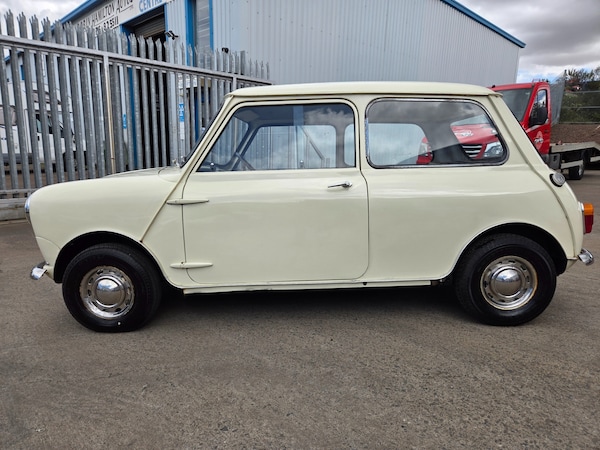 Used Morris Minor 1961 for sale - 75541766: Photo 5
