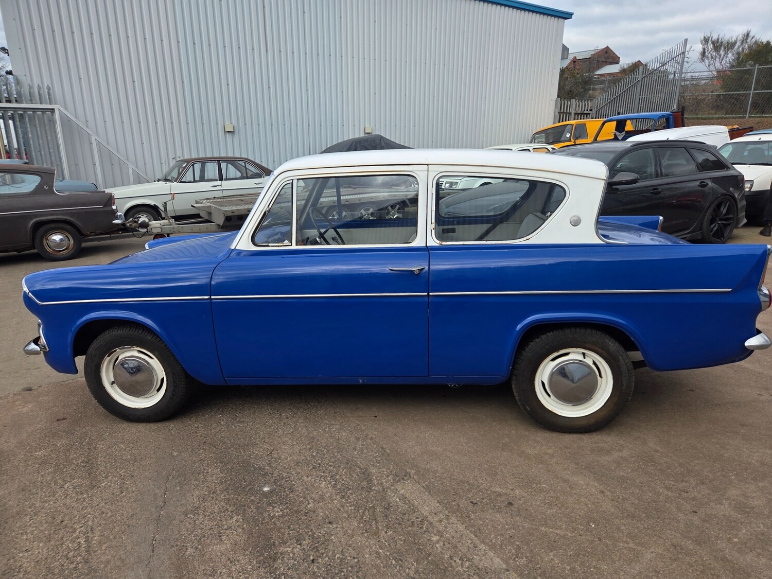 Used Ford Anglia 1967 for sale - 78088768: Photo 7
