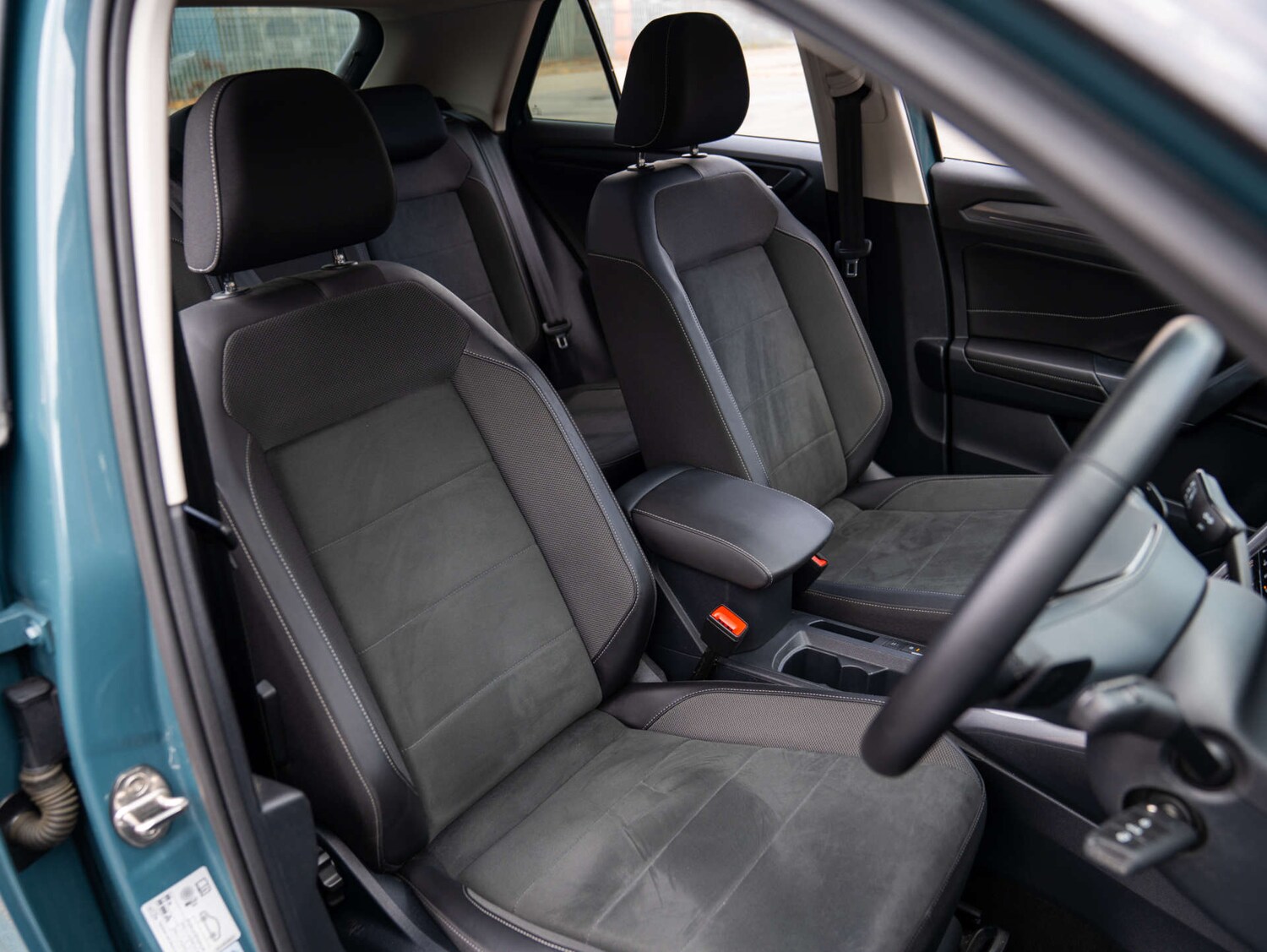 Used Volkswagen T-Roc 2022 for sale - 76588721: Photo 4