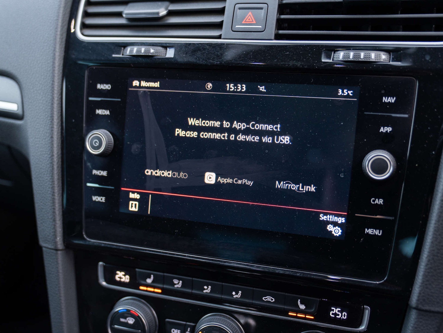 Used Volkswagen Golf 2018 for sale - 77209977: Photo 14