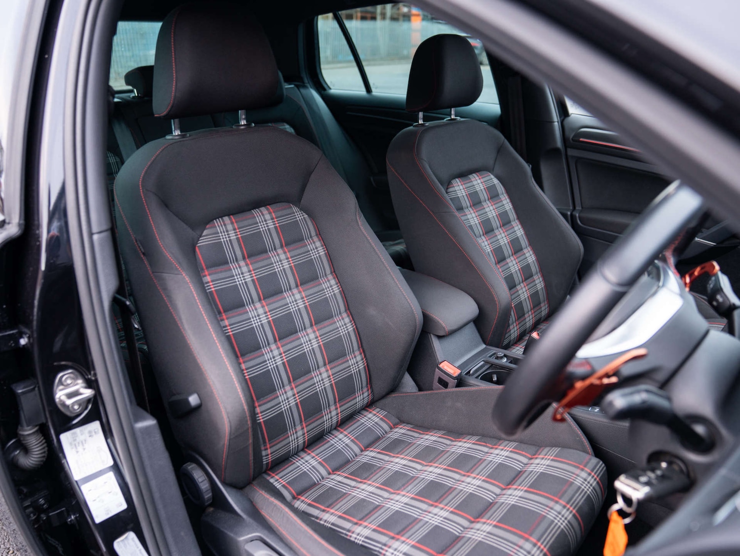 Used Volkswagen Golf 2018 for sale - 77209977: Photo 4