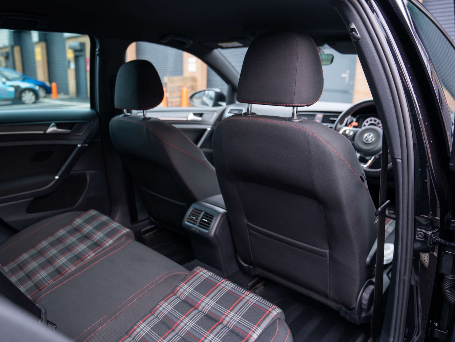 Used Volkswagen Golf 2018 for sale - 77209977: Photo 52