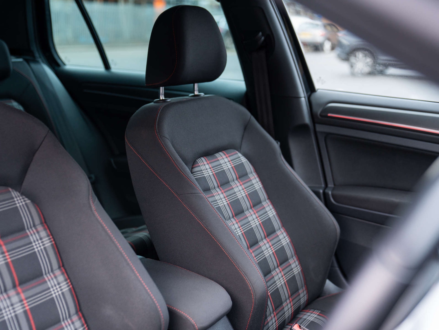 Used Volkswagen Golf 2018 for sale - 77209977: Photo 54