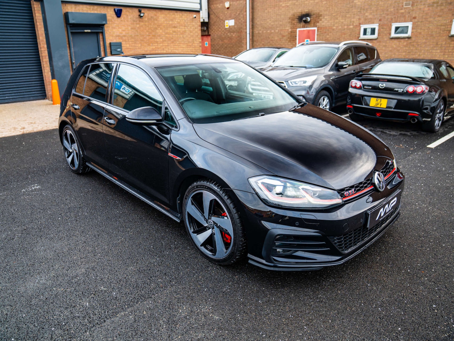 Used Volkswagen Golf 2018 for sale - 77209977: Photo 60